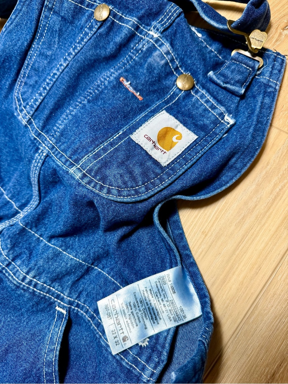Carhartt Men’s Blue Denim Overalls with Front Pocket size 32/32 - Picture 4 of 4